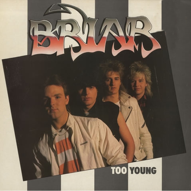 Couverture de Too Young