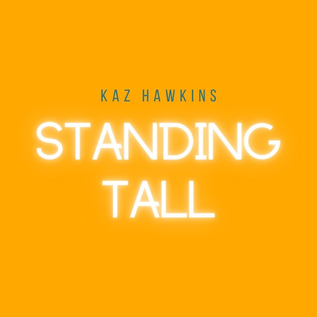 Couverture de Standing Tall