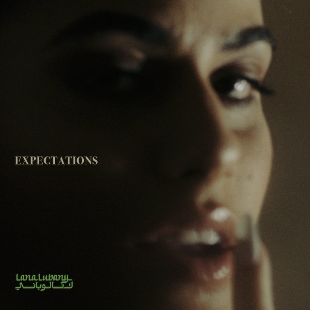 Couverture de EXPECTATIONS