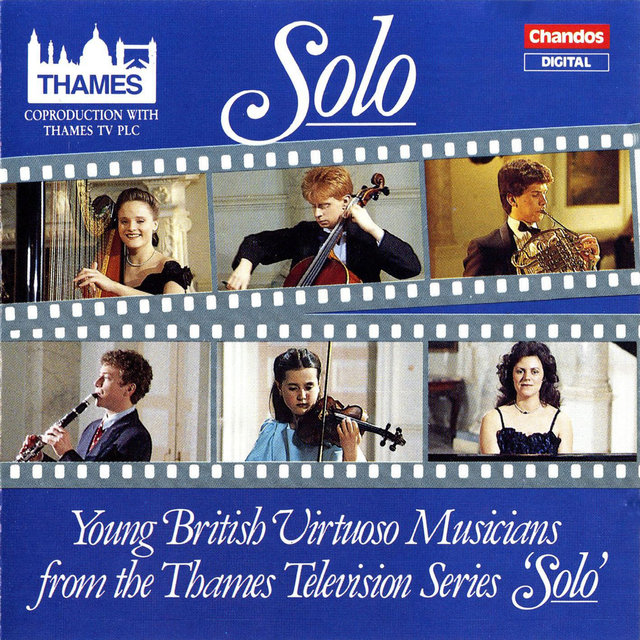 Couverture de Young British Virtuoso Musicians from the Thames Television Series "Solo"