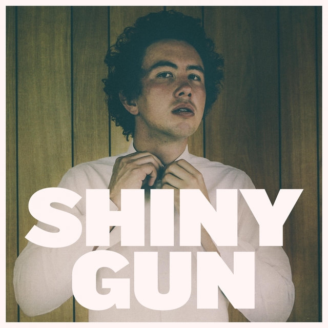 Couverture de Shiny Gun