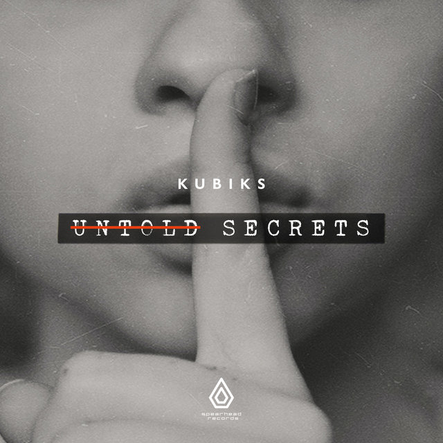 Couverture de Untold Secrets