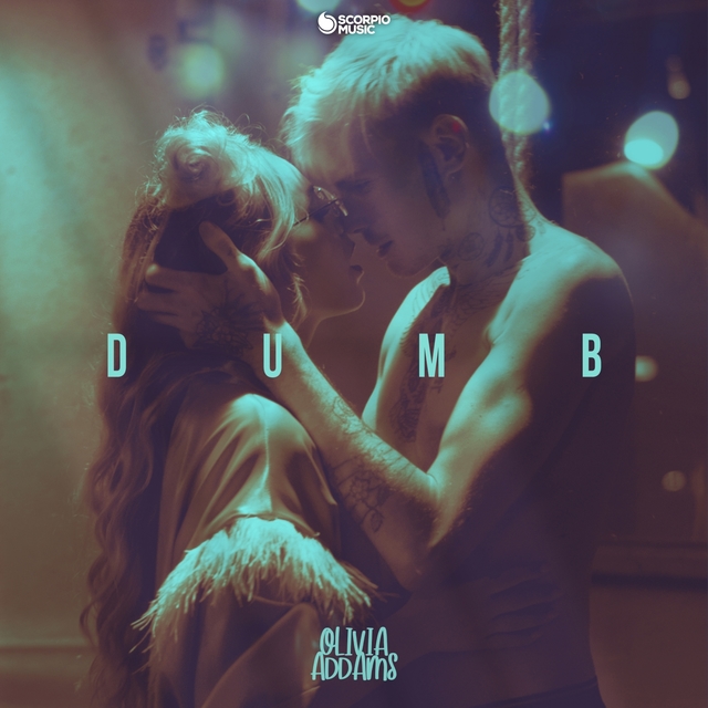 Couverture de Dumb