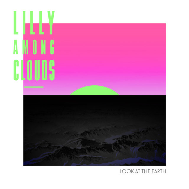 Couverture de Look At The Earth