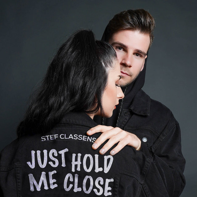 Couverture de Just Hold Me Close