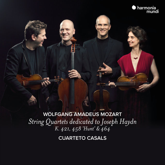 Couverture de Mozart: String Quartets dedicated to Joseph Haydn K. 421, 458 'Hunt', 464