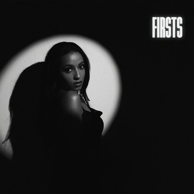 Couverture de Firsts