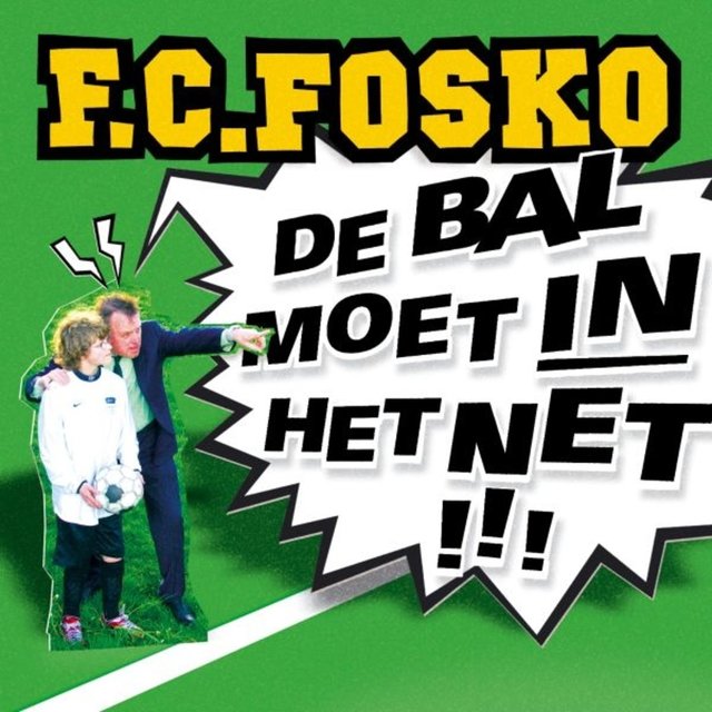 De bal moet In het net!