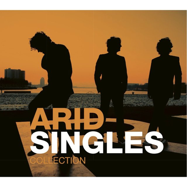 Couverture de Singles Collection