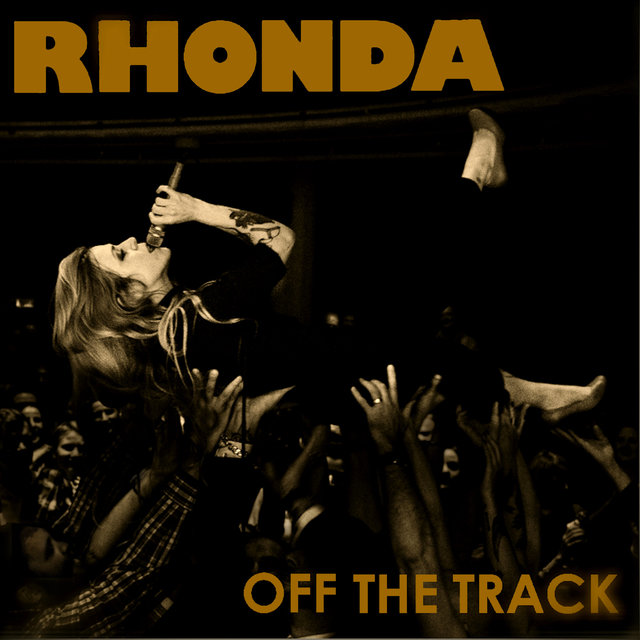 Couverture de Off the Track