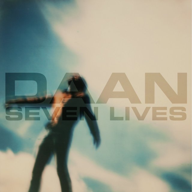 Couverture de Seven Lives