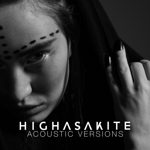 Couverture de Acoustic Versions