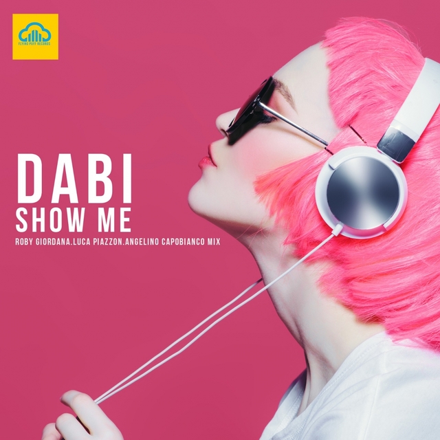 Couverture de Show Me