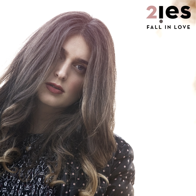 Couverture de Fall in Love