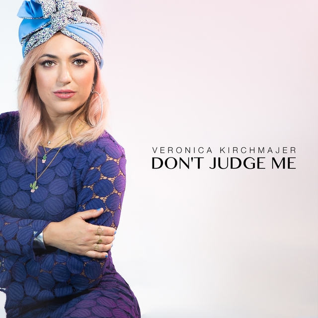 Couverture de Don't Judge Me