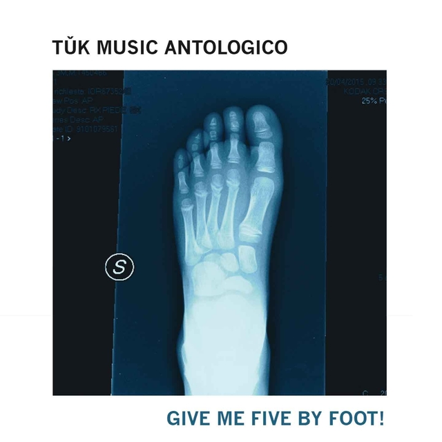 Couverture de Give Me Five by Foot! (Tǔk Music antologico)