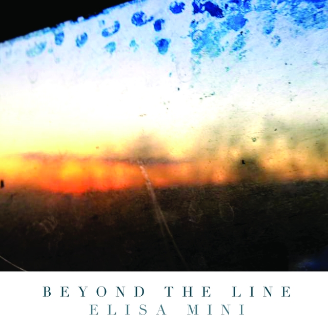 Couverture de Beyond the Line