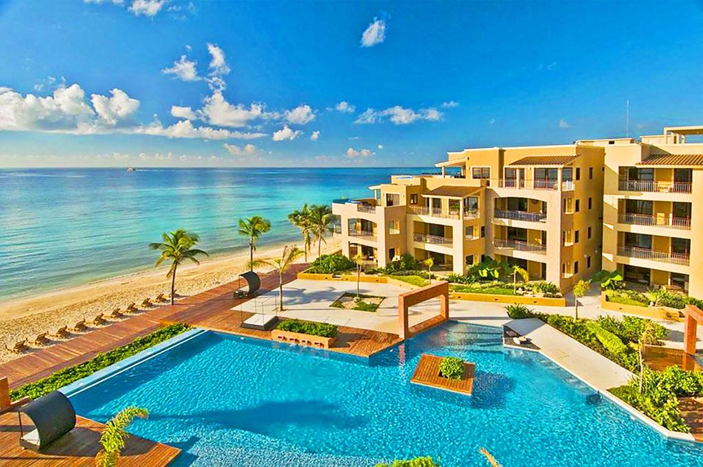 El Faro Surf Beachfront Condo for Sale in Playa del Carmen, Suite Number 406 Living Riviera