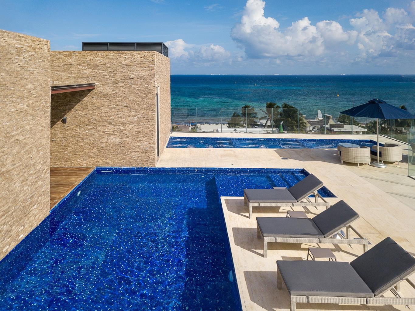 Curated visual reference: Curated Modern Oceanview Condo Penthouses For Sale Gallery View 17