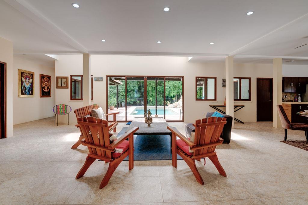 Picture of Off-Grid Solar Pod House | Designs & Ideas on Dornob