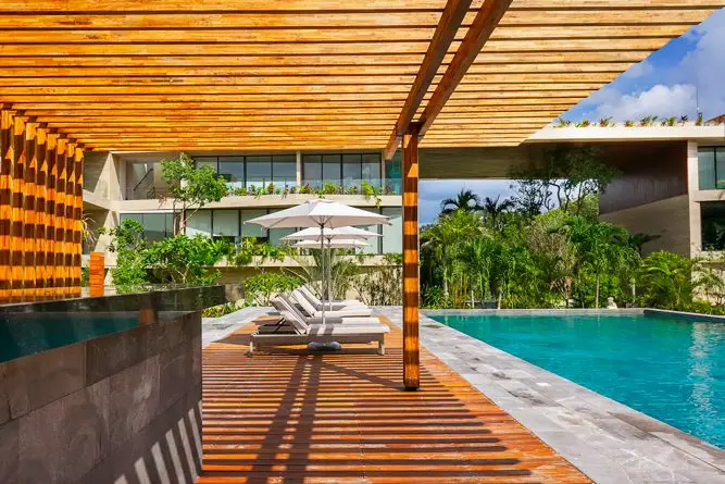 1 Bath  Condo For Sale In Region 15 [77780]