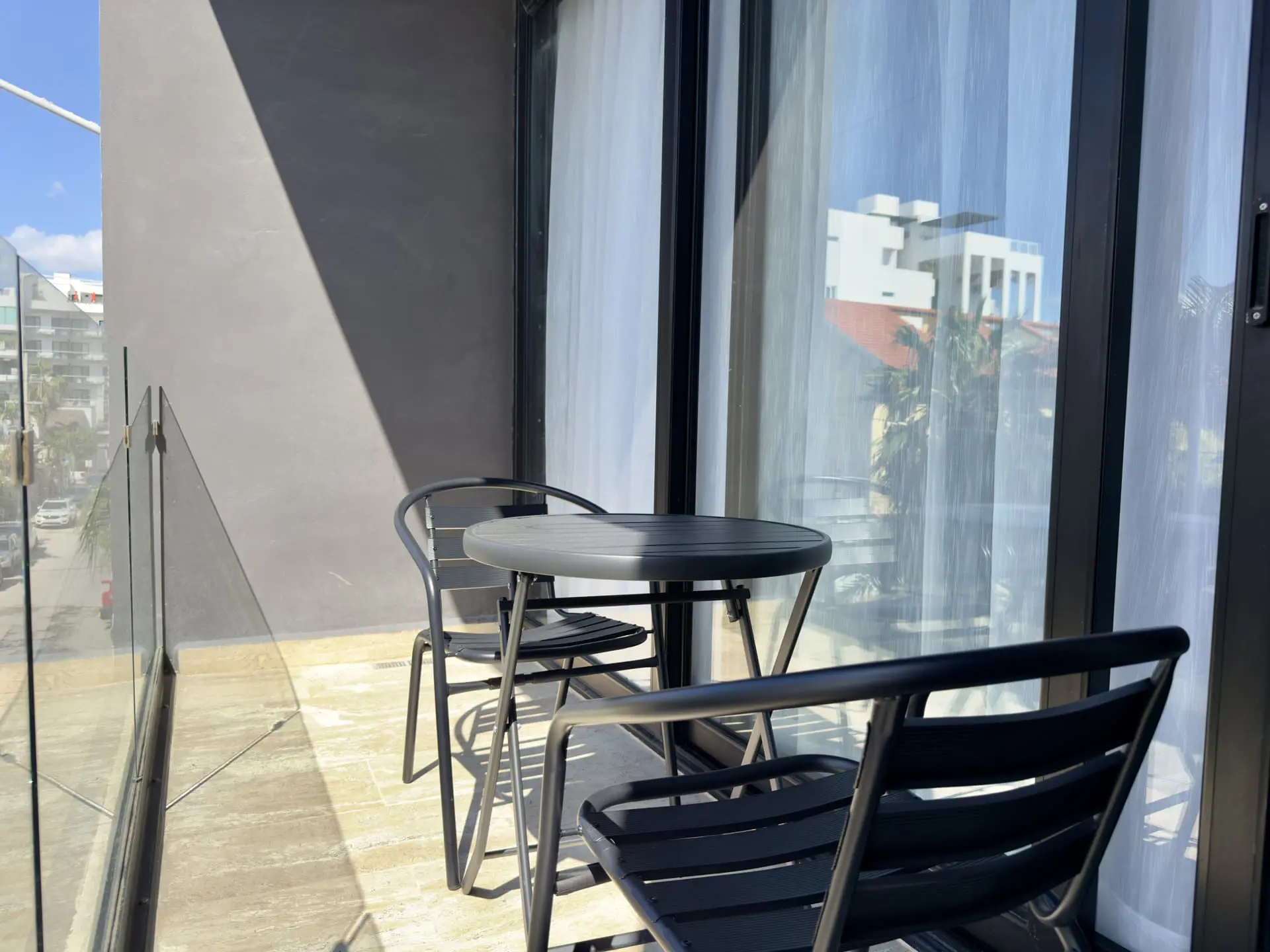 Spacious Downtown One Bedroom Condo for Sale in Playa del Carmen | Rooflia
