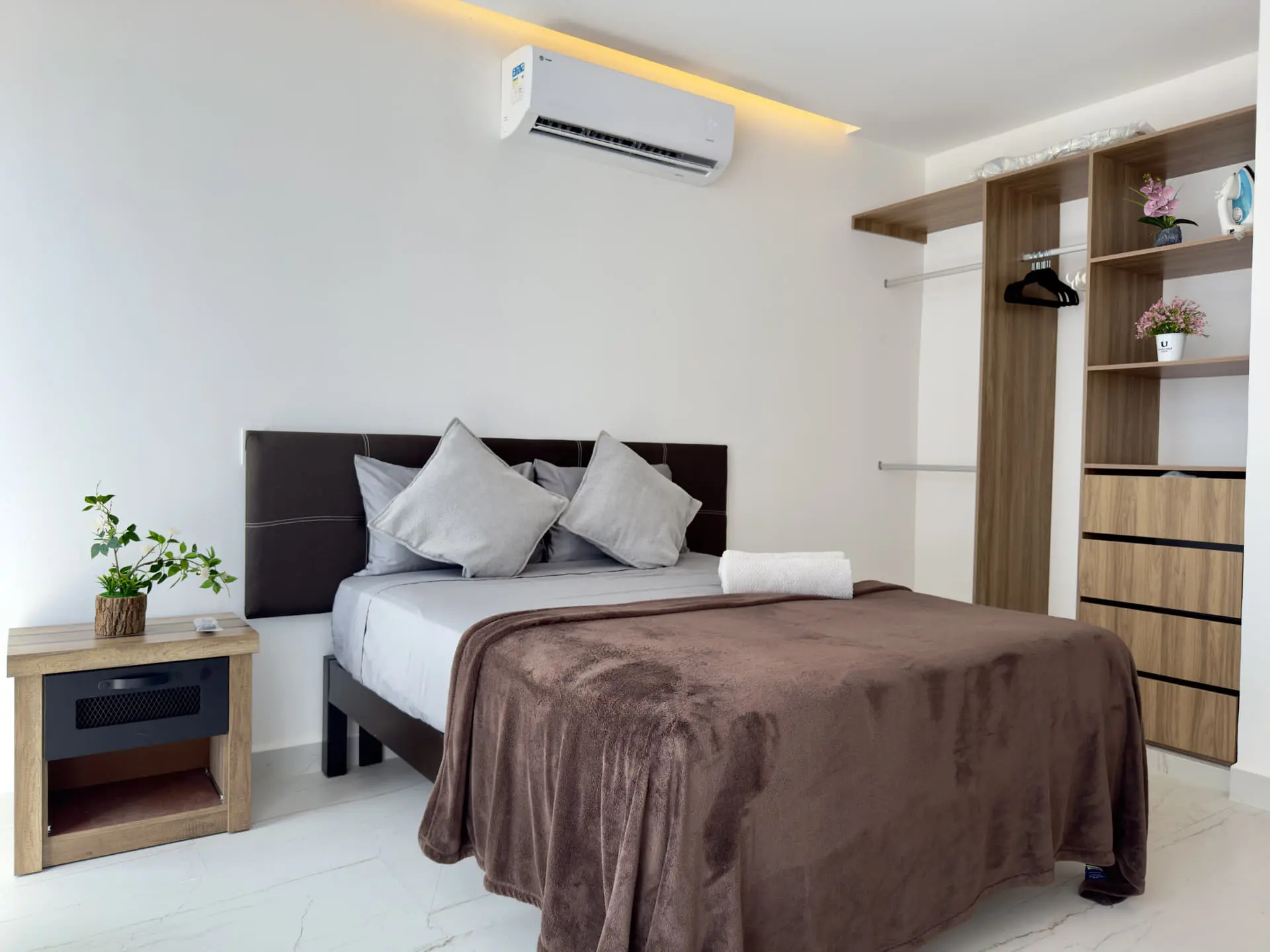 Spacious Downtown One Bedroom Condo for Sale in Playa del Carmen | Rooflia