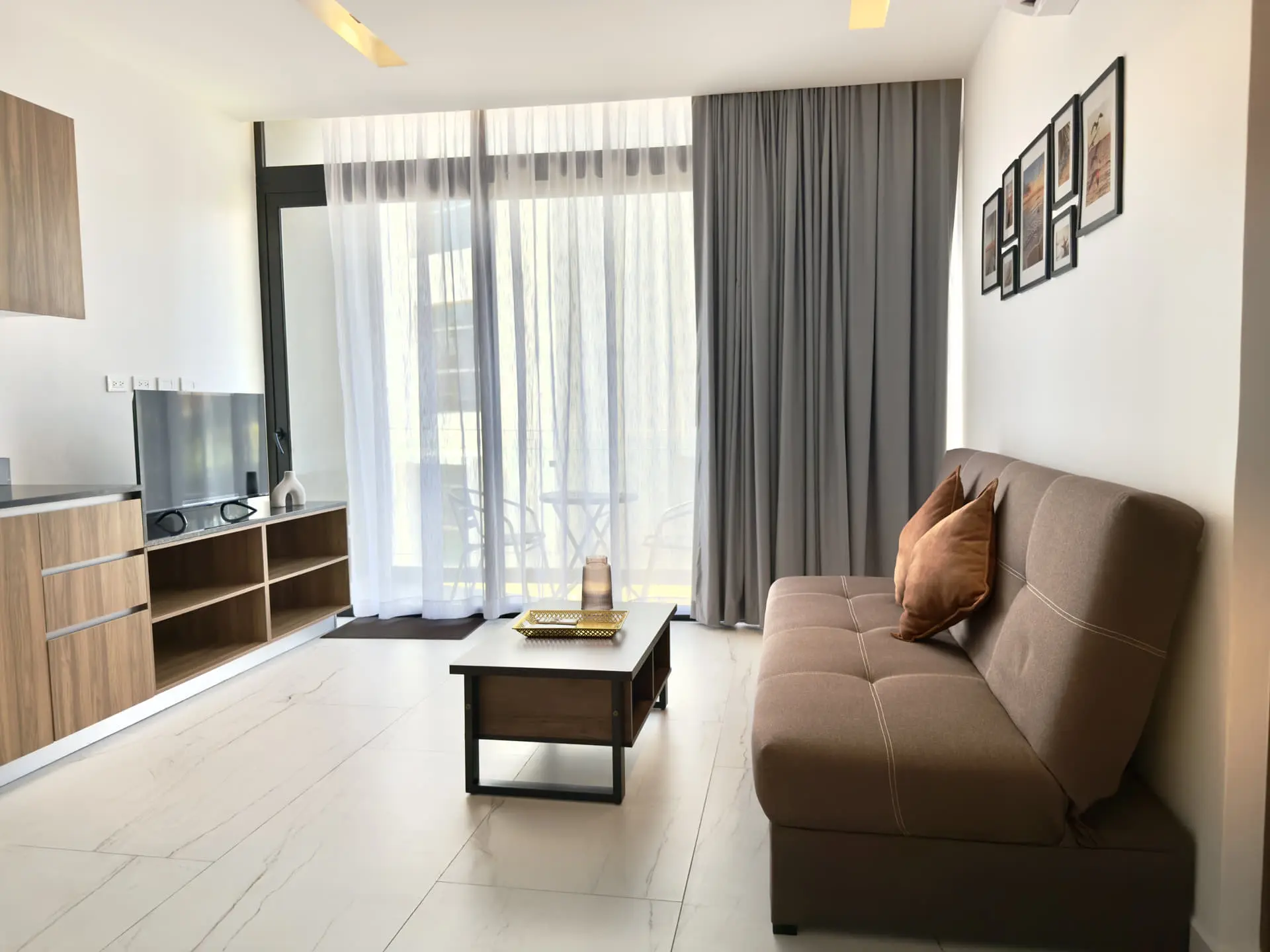 Spacious Downtown One Bedroom Condo for Sale in Playa del Carmen | Rooflia