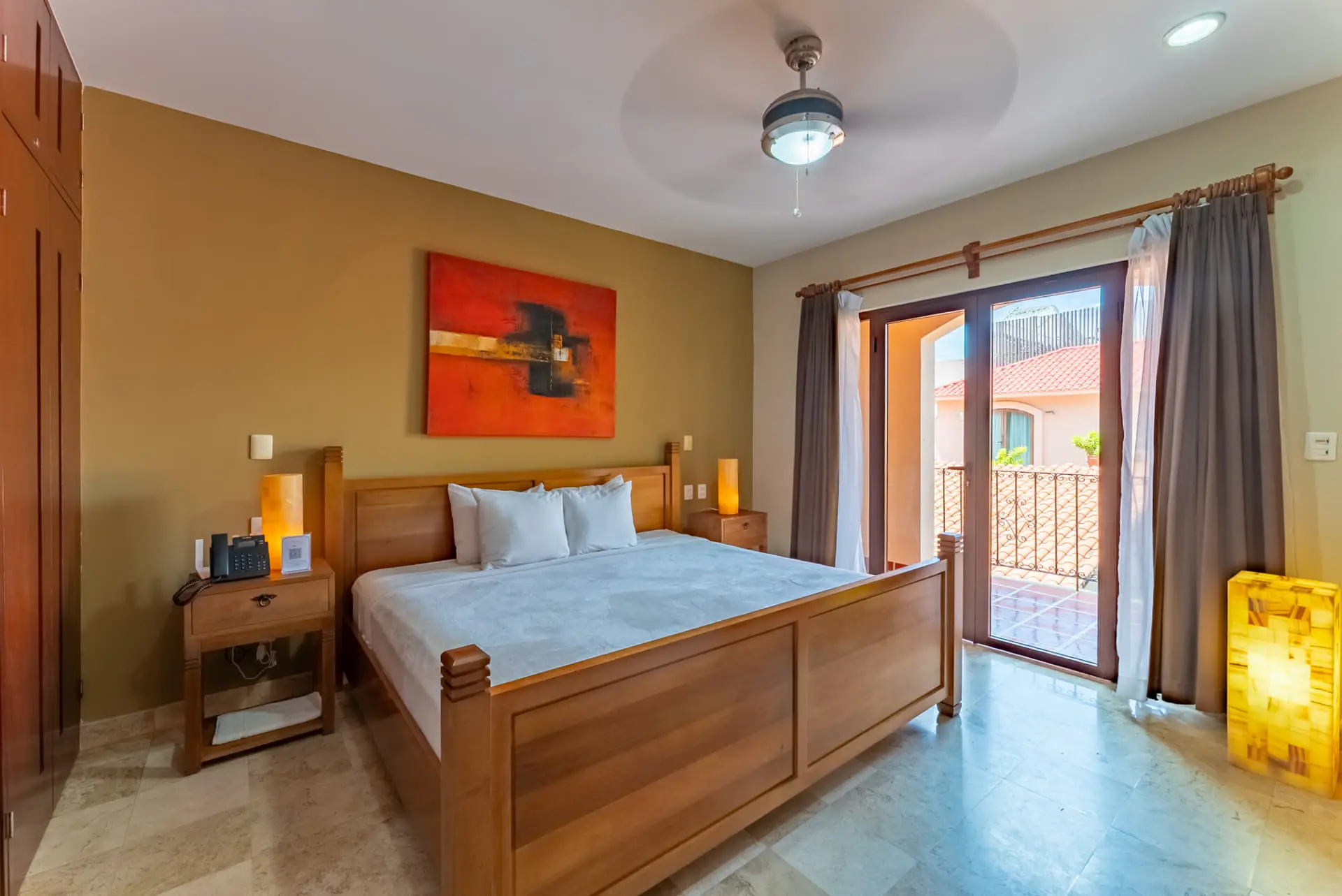 Acanto 20: Playa del Carmen Studio Penthouse for Sale with Ocean View – Just Steps From the Beach