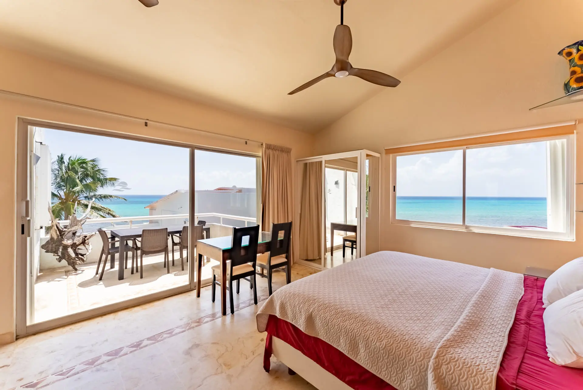 3 Beds 3 Baths  Condo For Sale In Playa Del Carmen [77710]