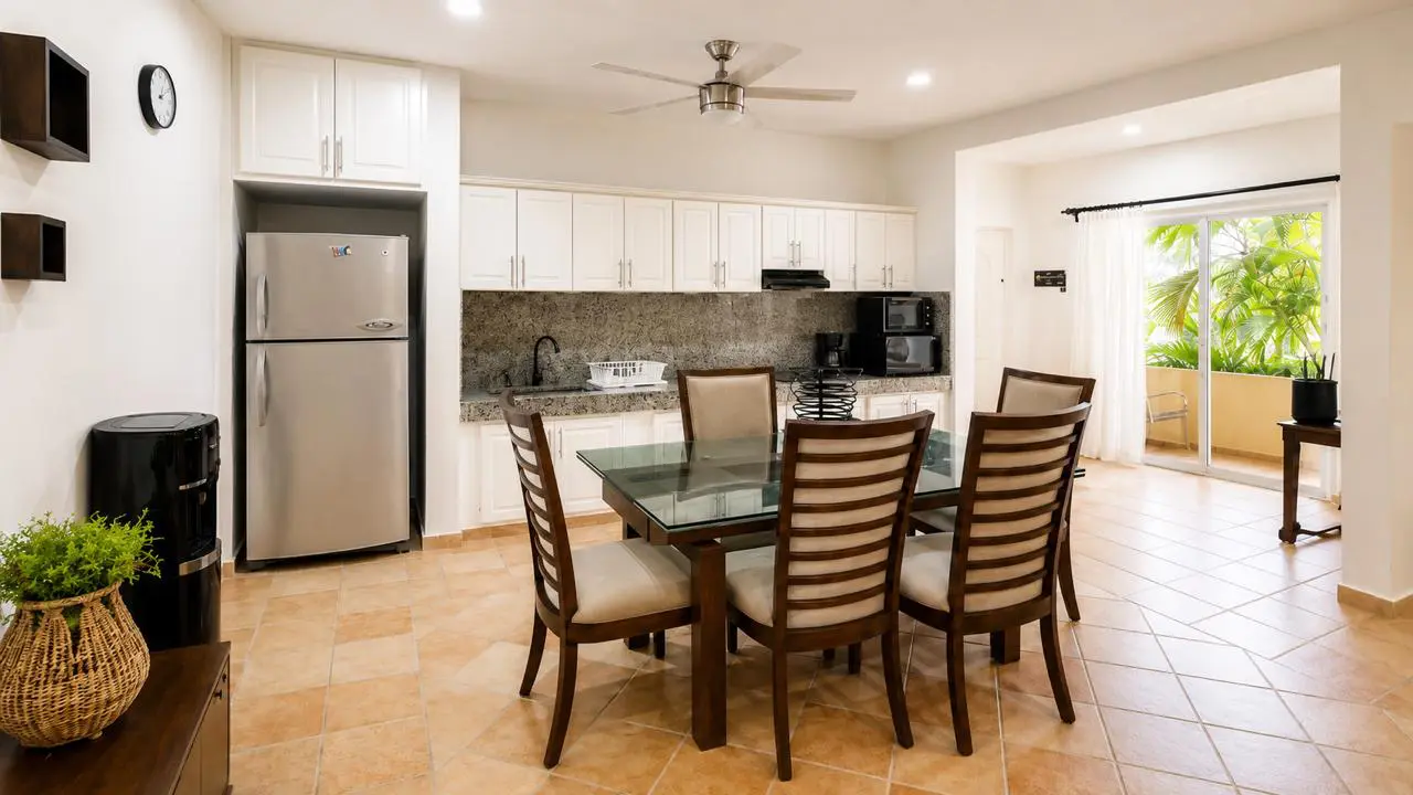 Reduced: Bright 2-Bedroom Condo in Piedra Viva – Steps from 5th Avenue in Playa del Carmen