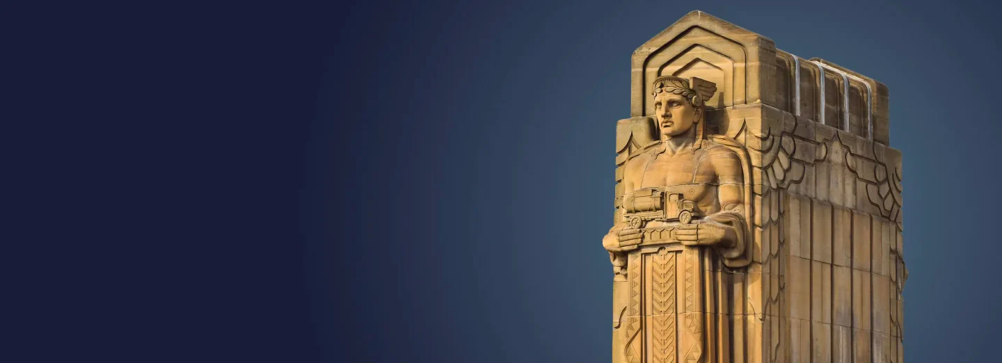 Un Guardián del Tráfico de Cleveland, monumento art déco del puente Hope Memorial