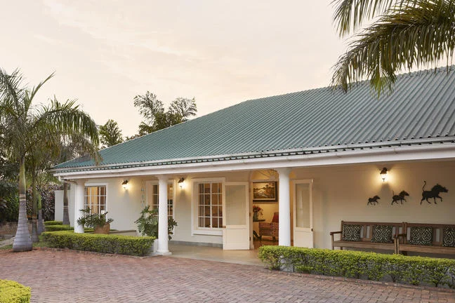 Batonka Guest Lodge entrance and gardens