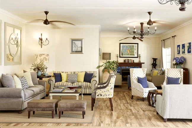 Guest lounge at Batonka Guest Lodge