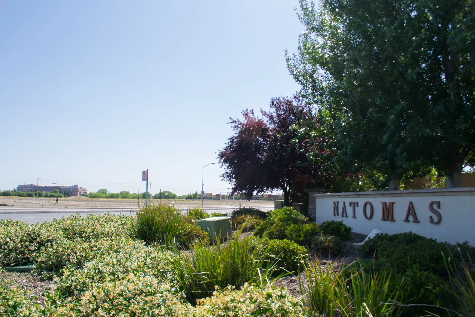Natomas community sign and landscaping in Sacramento, California, near Northlake