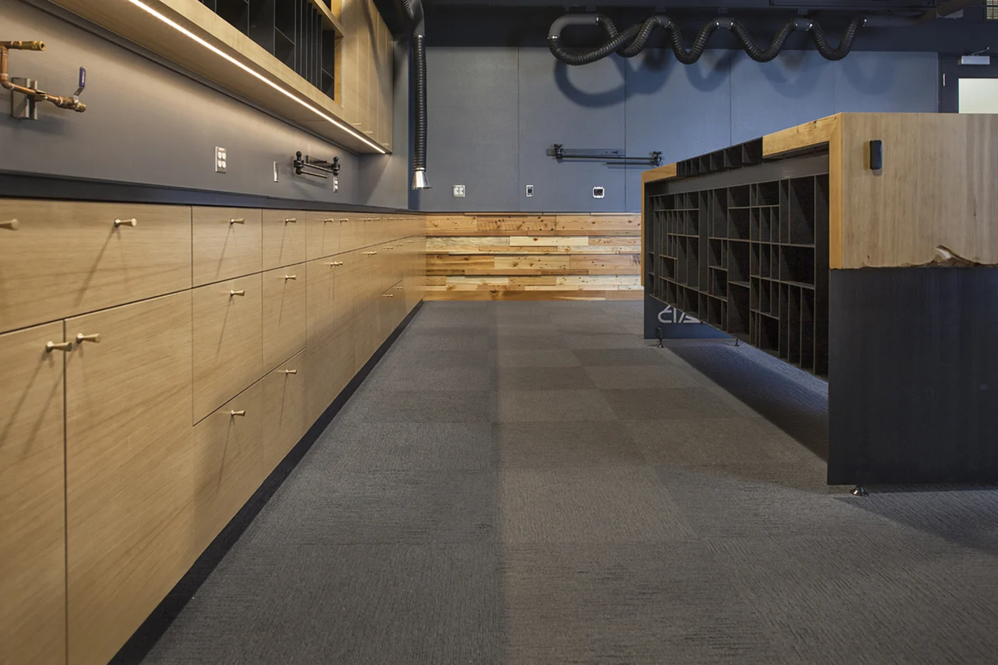 Upperlab Commercial Build, photo 5