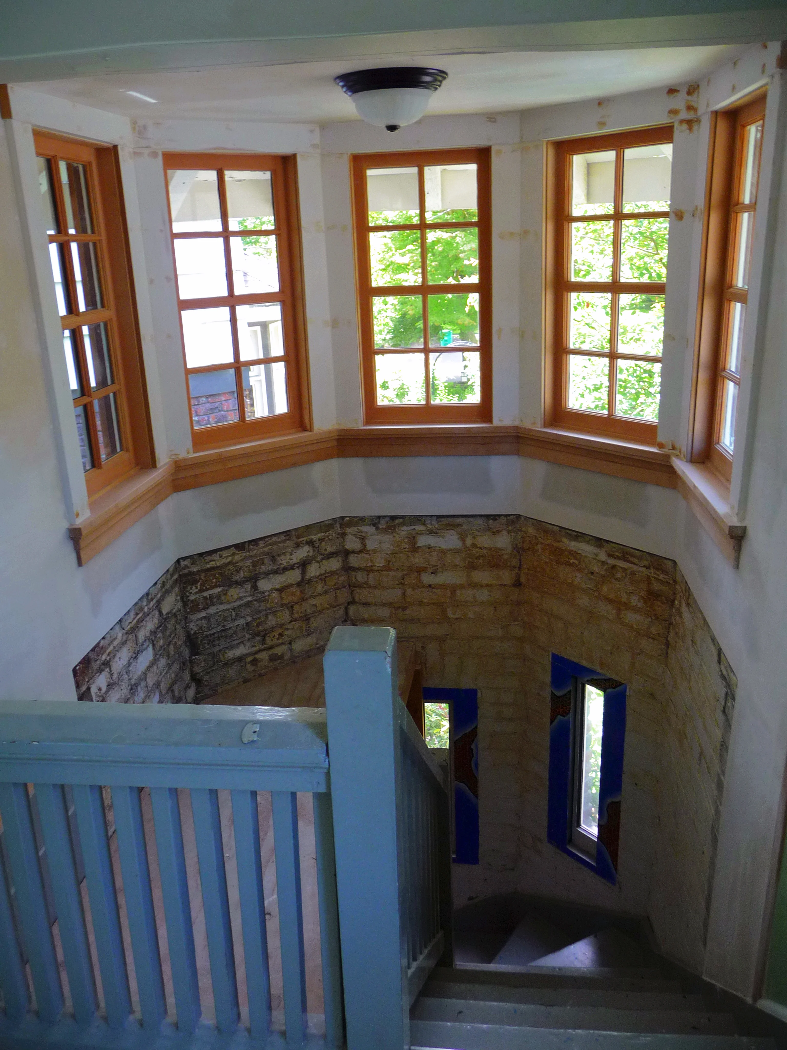 Irvington Turret, photo 2
