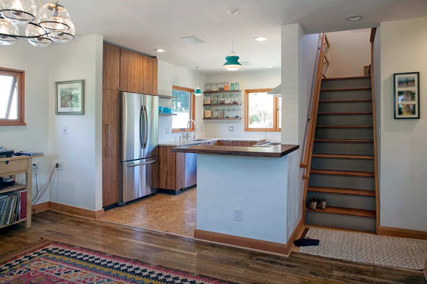White Kitchen, photo 4