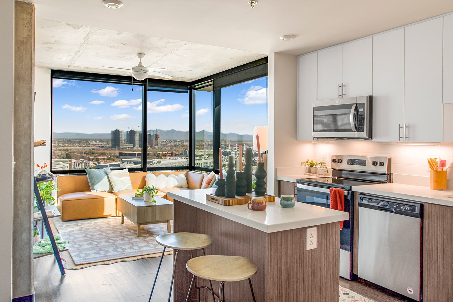 Kitchen island & living