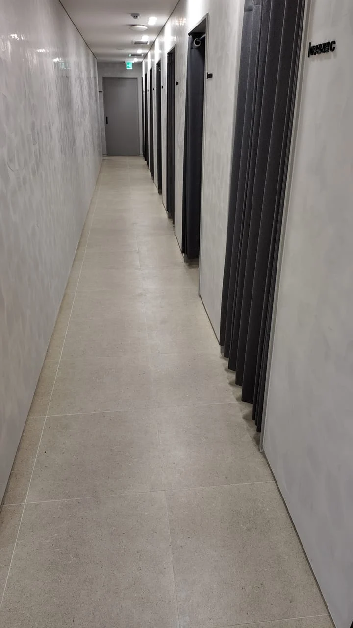 Treatment Corridor — Tune Clinic