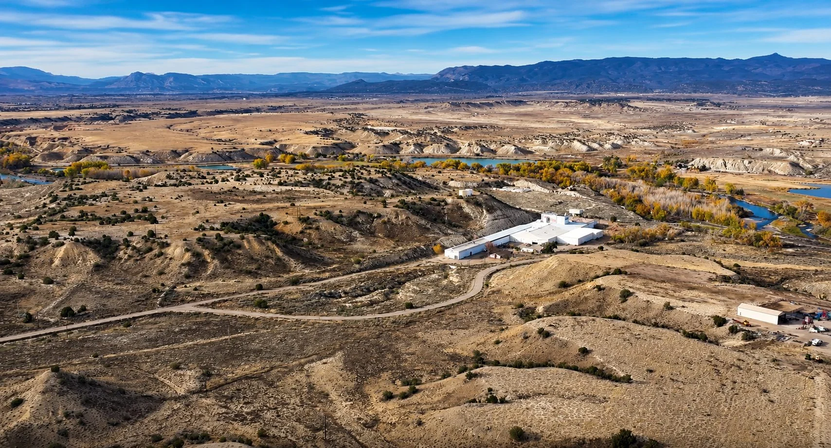 Mytikas campus surrounded by the Florence landscape and Arkansas River