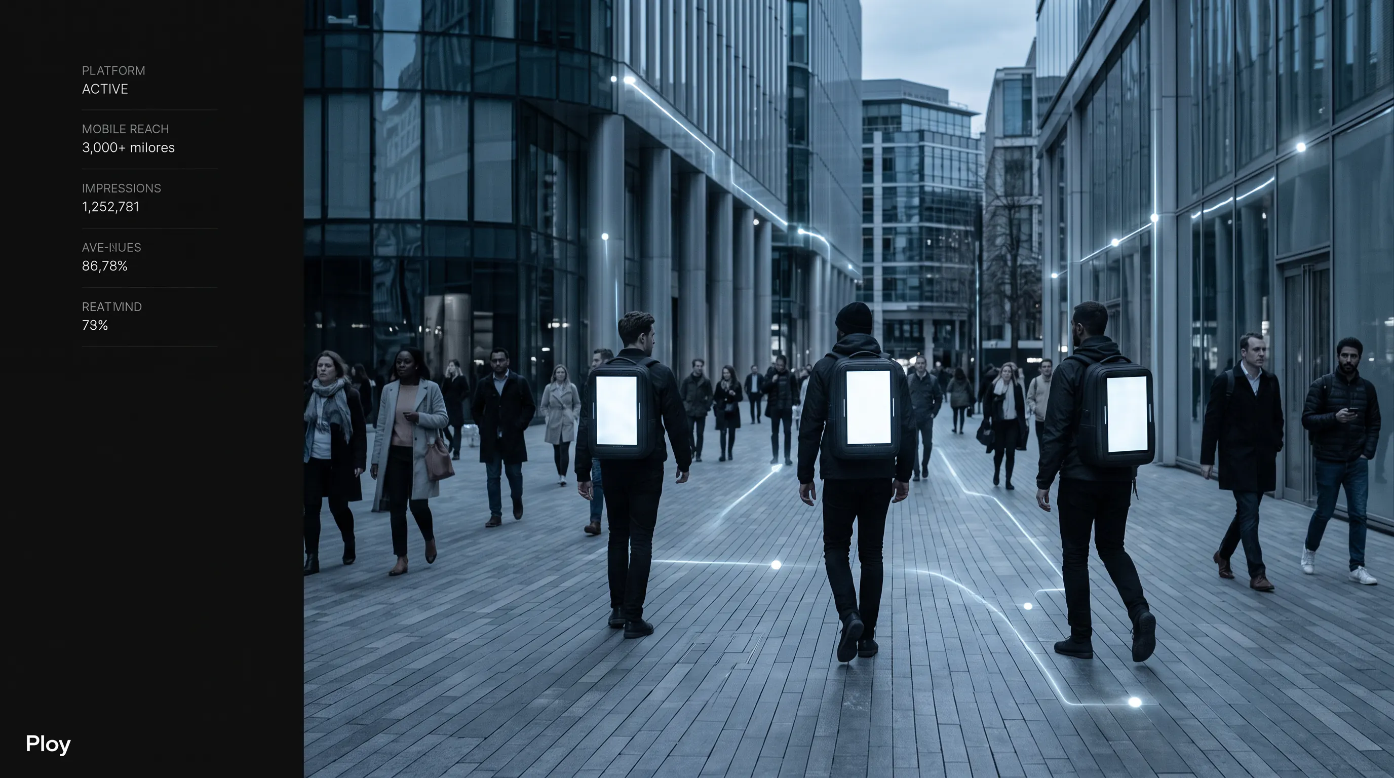 Des opérateurs Adpatch diffusant une campagne publicitaire dans un quartier urbain