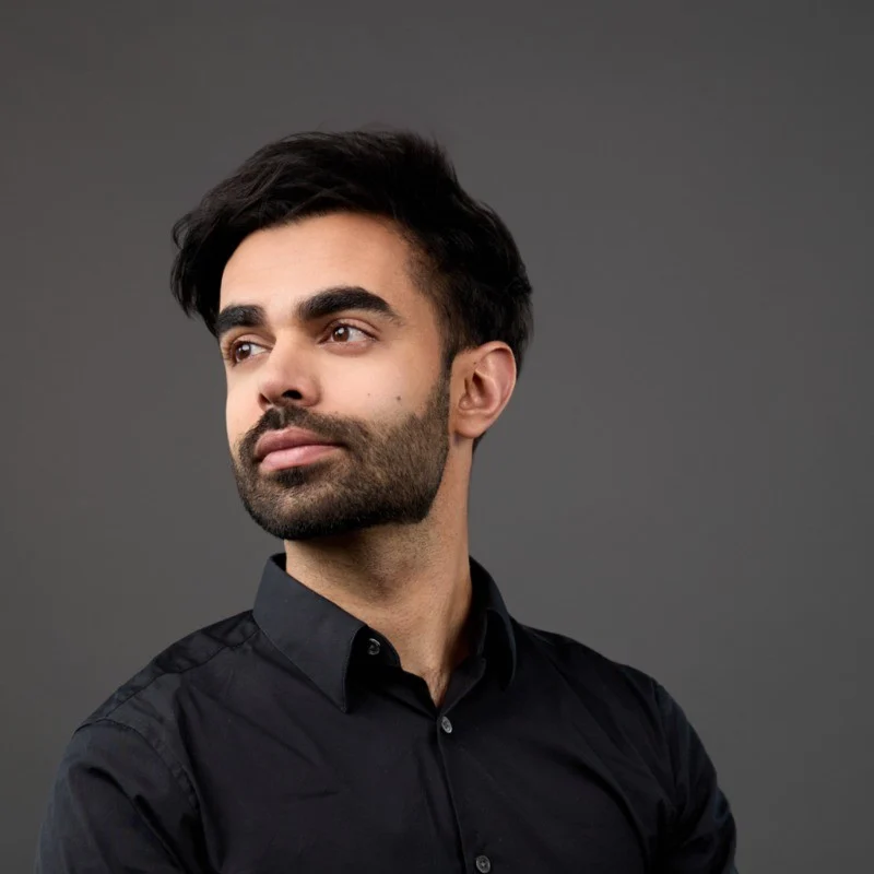 Portrait of Alex Dhillon