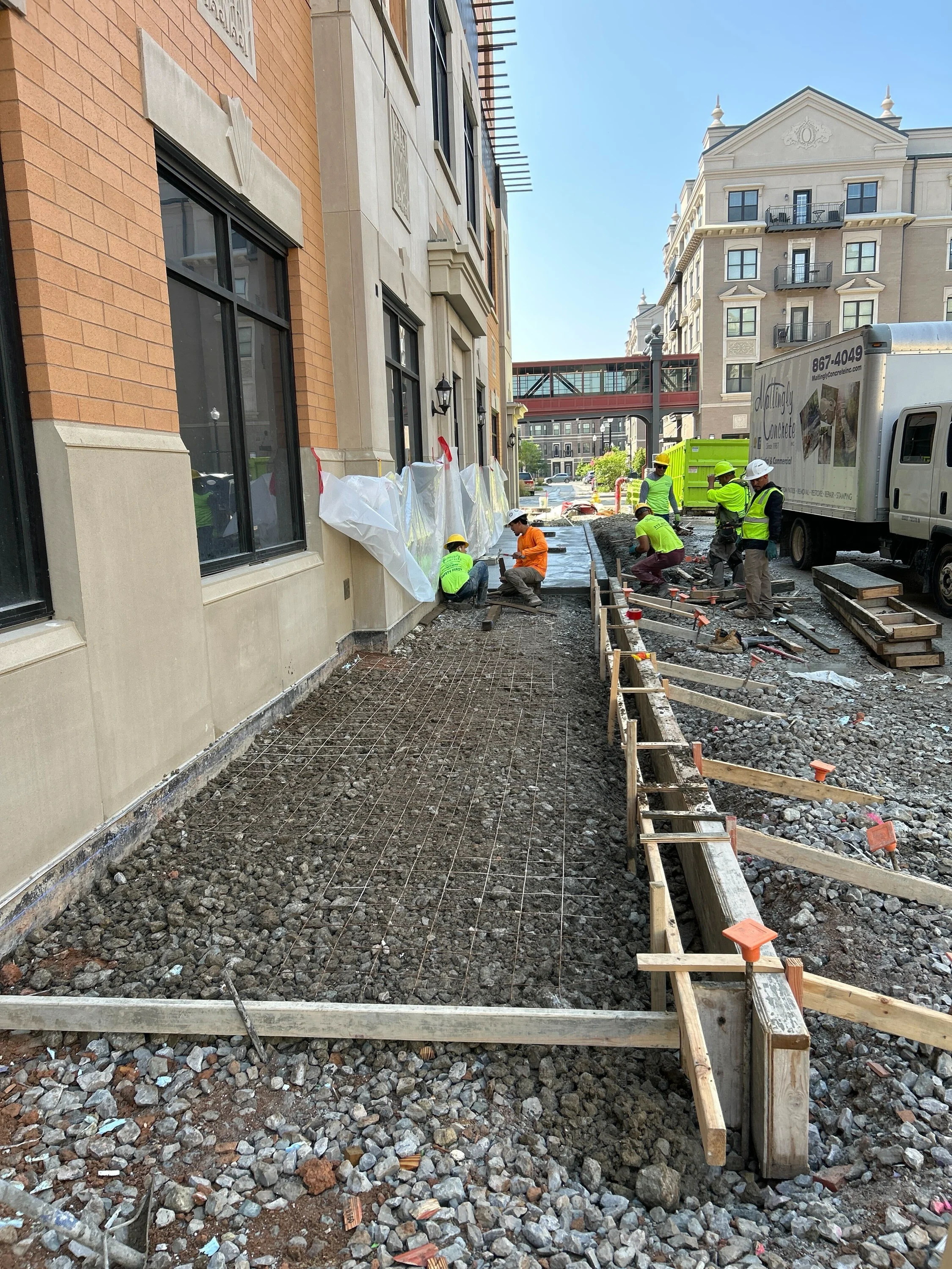 Commercial sidewalk forms