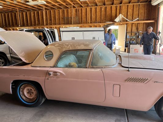 New whitewall tires for a classic Ford Thunderbird — period-correct and balanced.