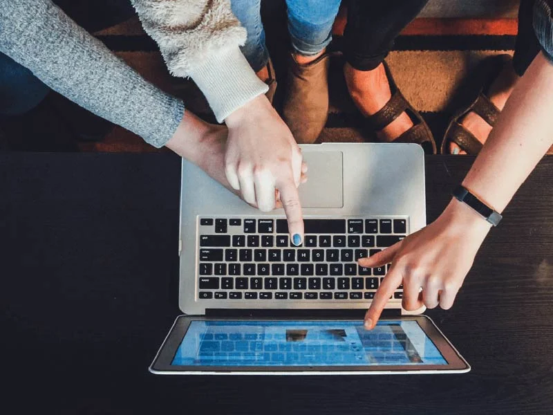 How Gen Z Can Reach a State of Digital Flourishing article cover