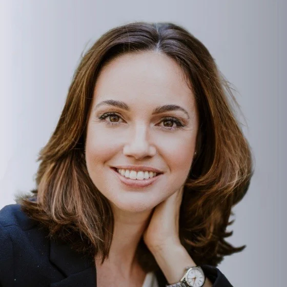 Retrato de Beatriz Osuna, directiva de Fundación Coca-Cola