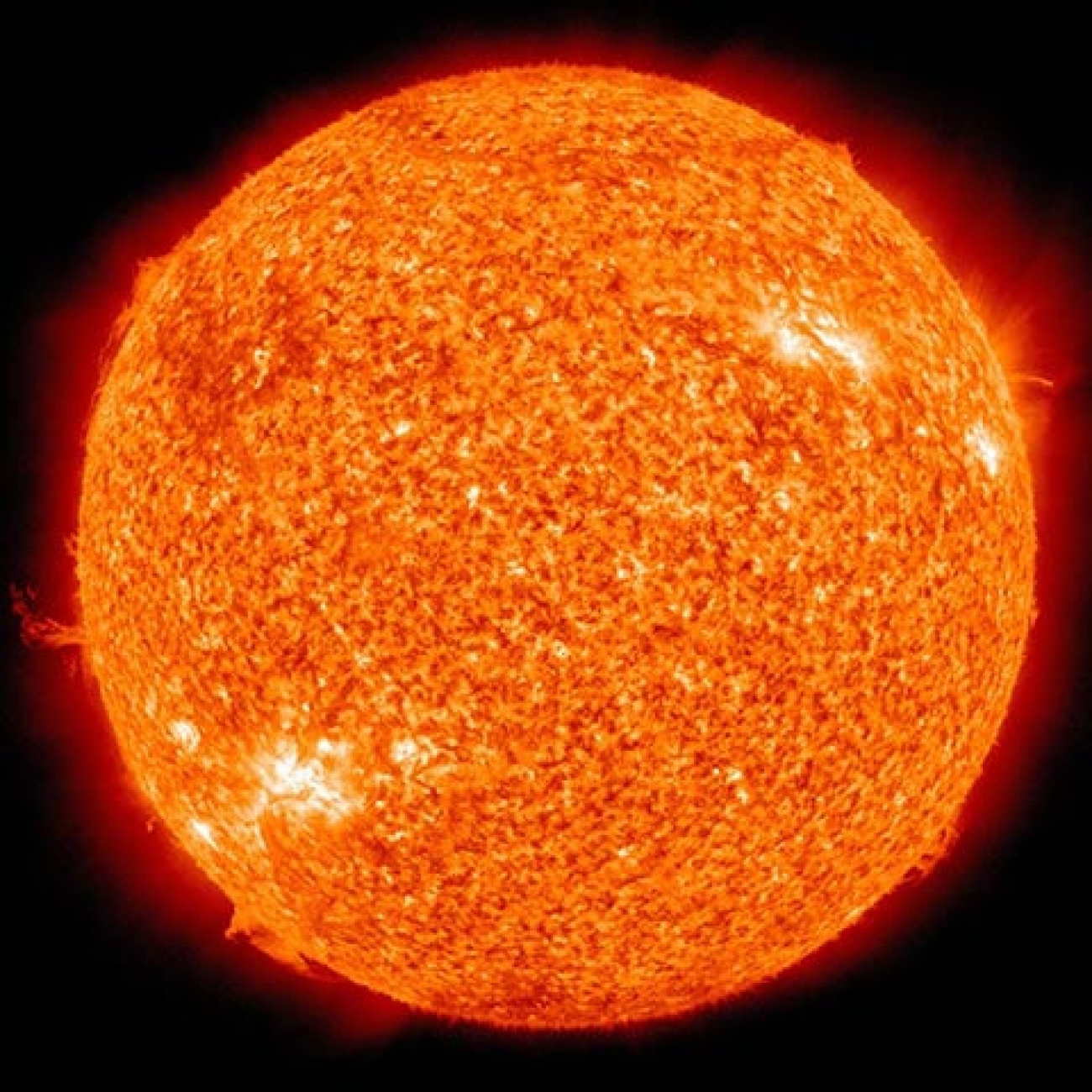 Scientists create artificial sun in a lab Plugon