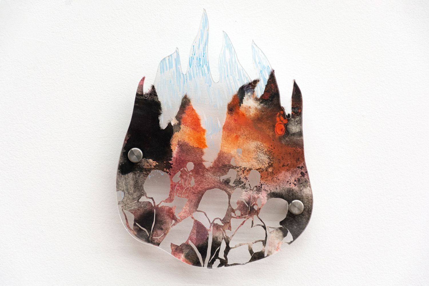 Jenny Yujia Shi, "Régiment du Matin", 20.5 × 15.5 × 0.7 cm, Papier découpé et médias mixtes entre plexiglas avec quincaillerie / Paper cut-outs and mixed media between Plexiglas and hardware, 2023, 920 $, The Blue Building Gallery