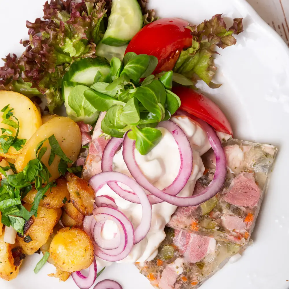 Hausgemachte Eisbeinsülze